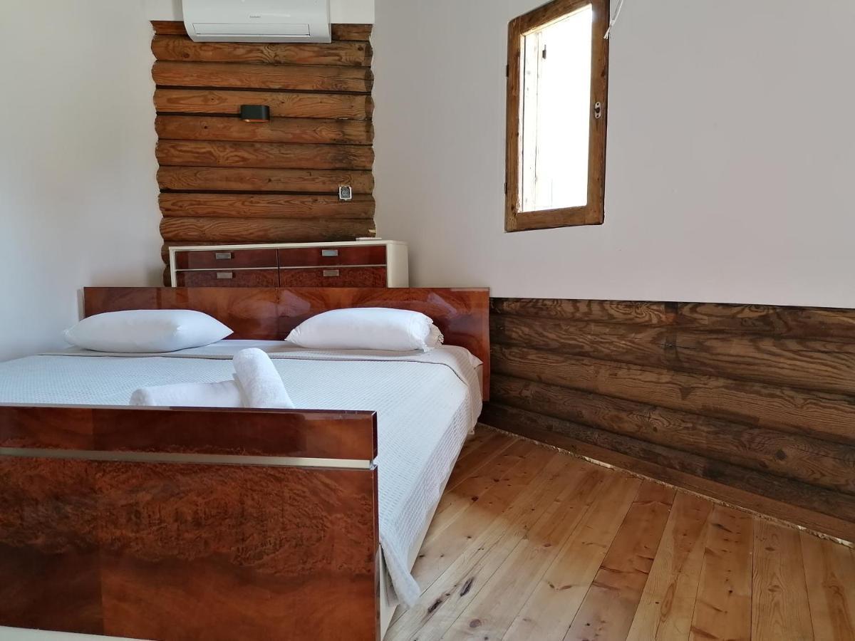 ホテル Wooden House ケラモティ エクステリア 写真