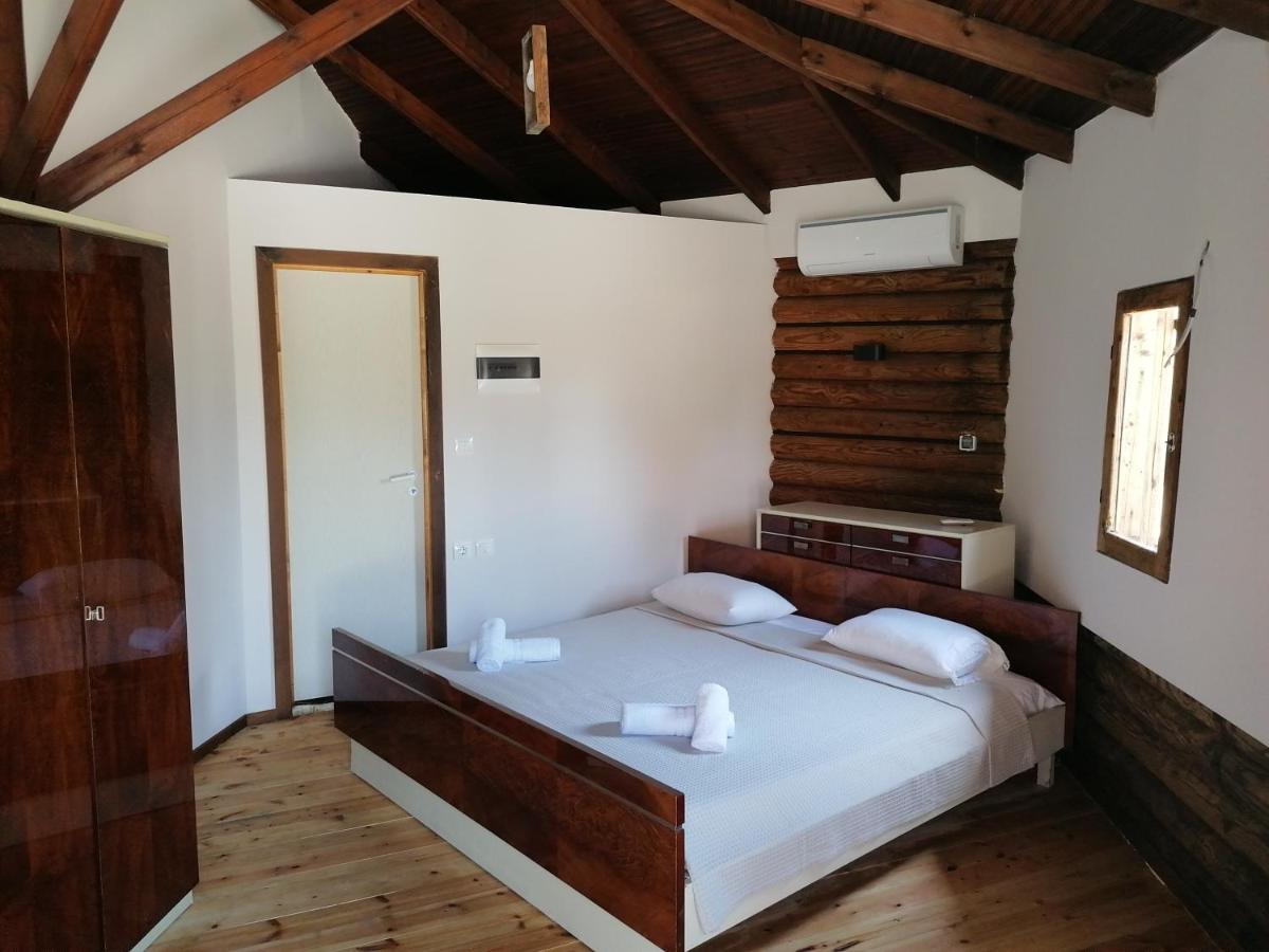 ホテル Wooden House ケラモティ エクステリア 写真